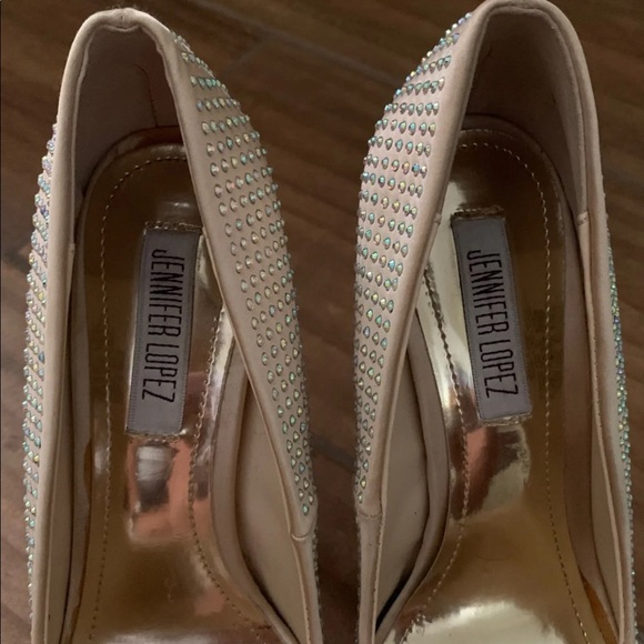 Heels - Picture 7 of 8